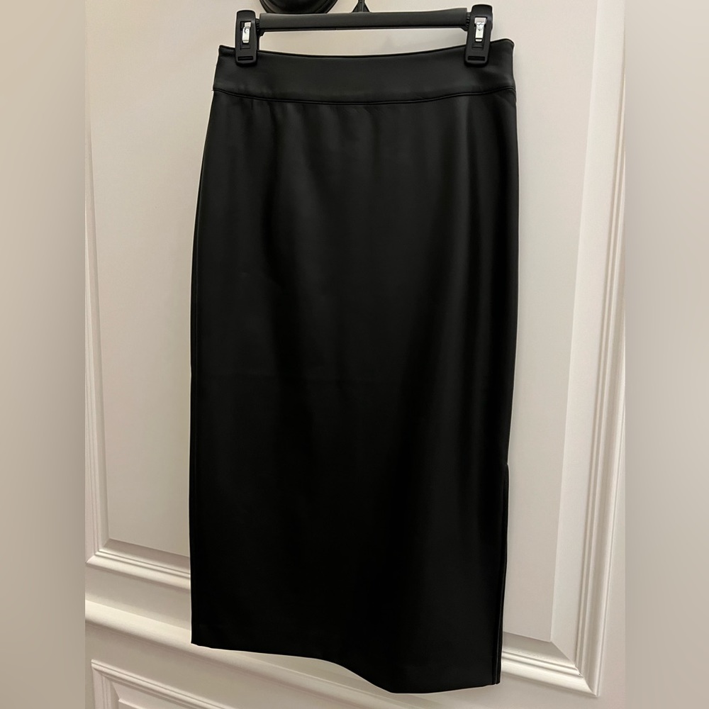 Halogen faux leather skirt. Size 4